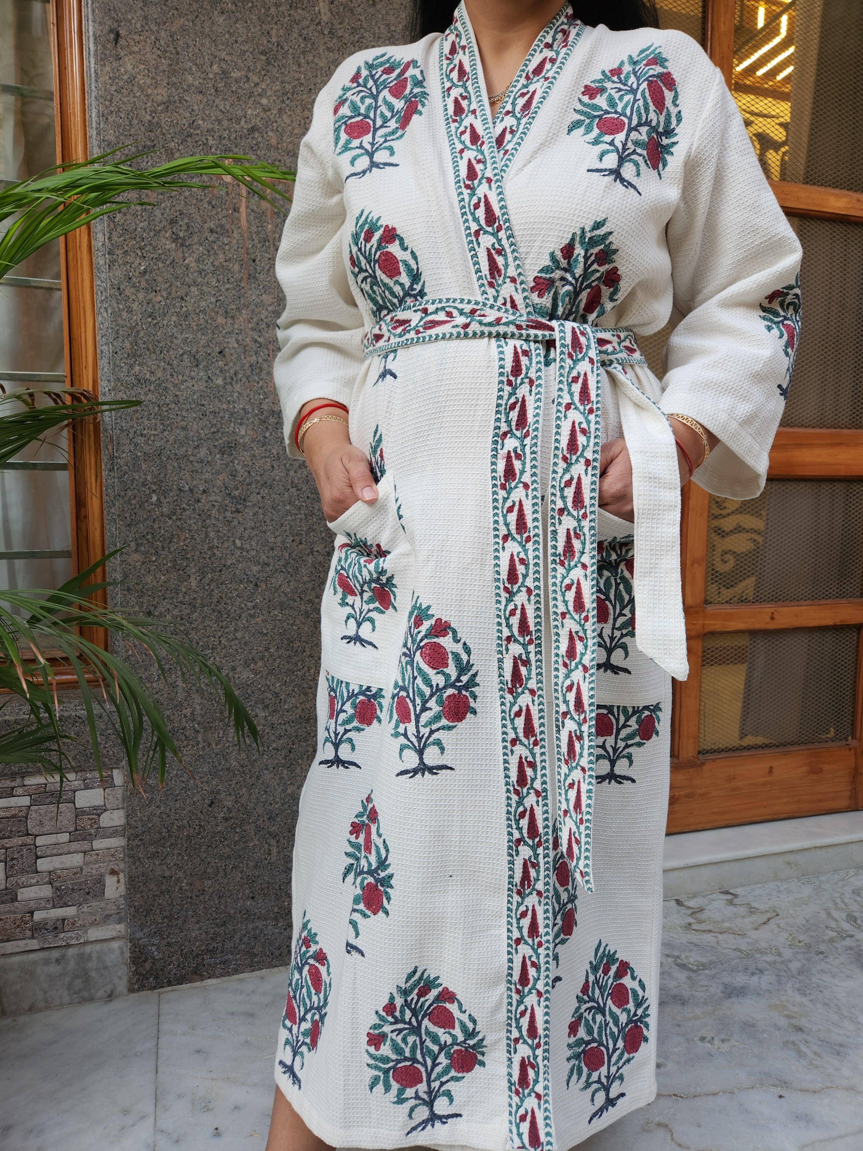 ELEGANT WAFFLE COTTON BATHROBE