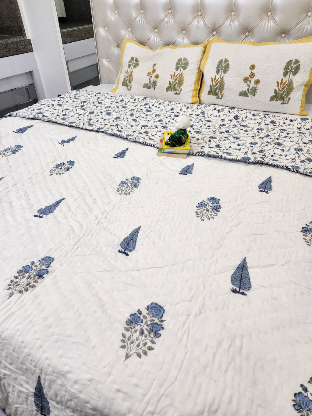 HANDBLOCKED DOUBLE BED QUILT