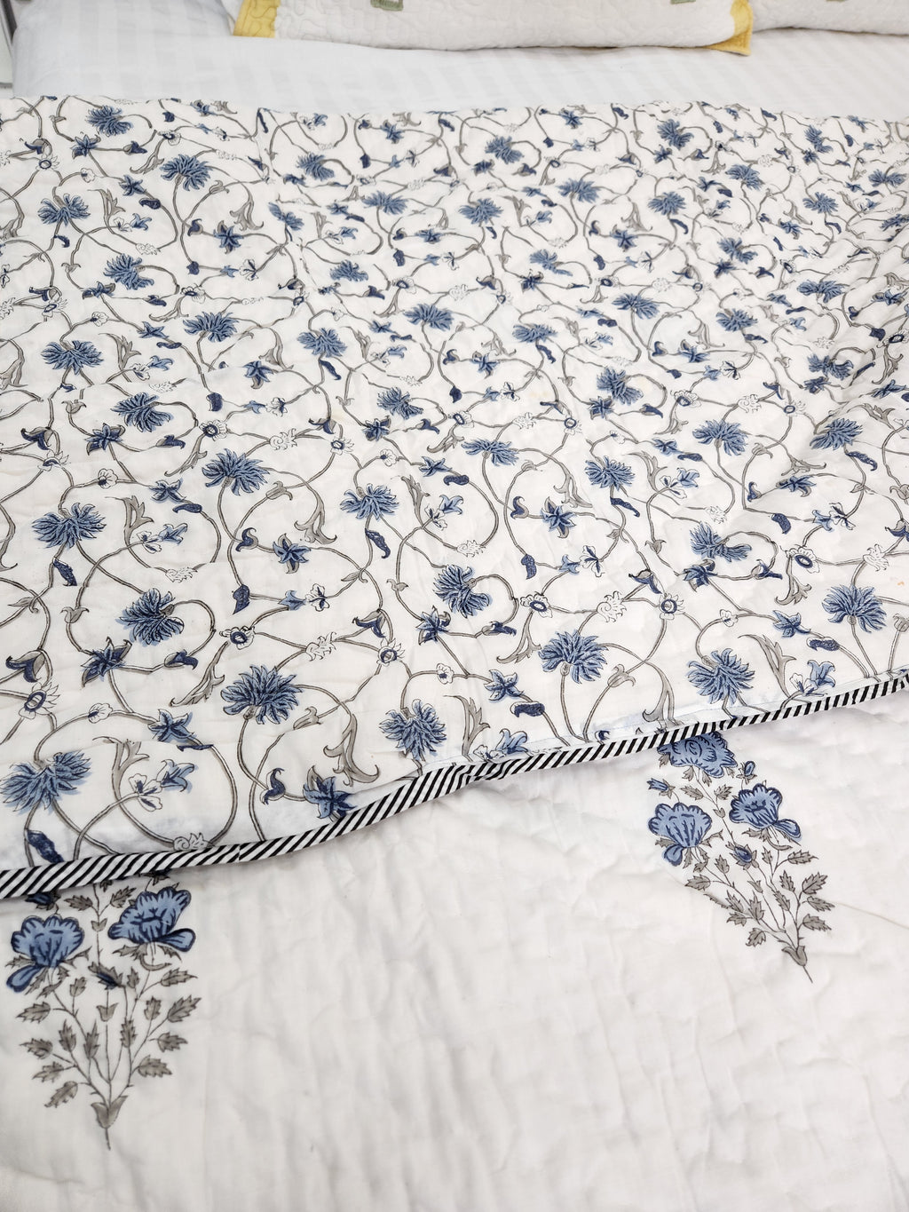 HANDBLOCKED DOUBLE BED QUILT