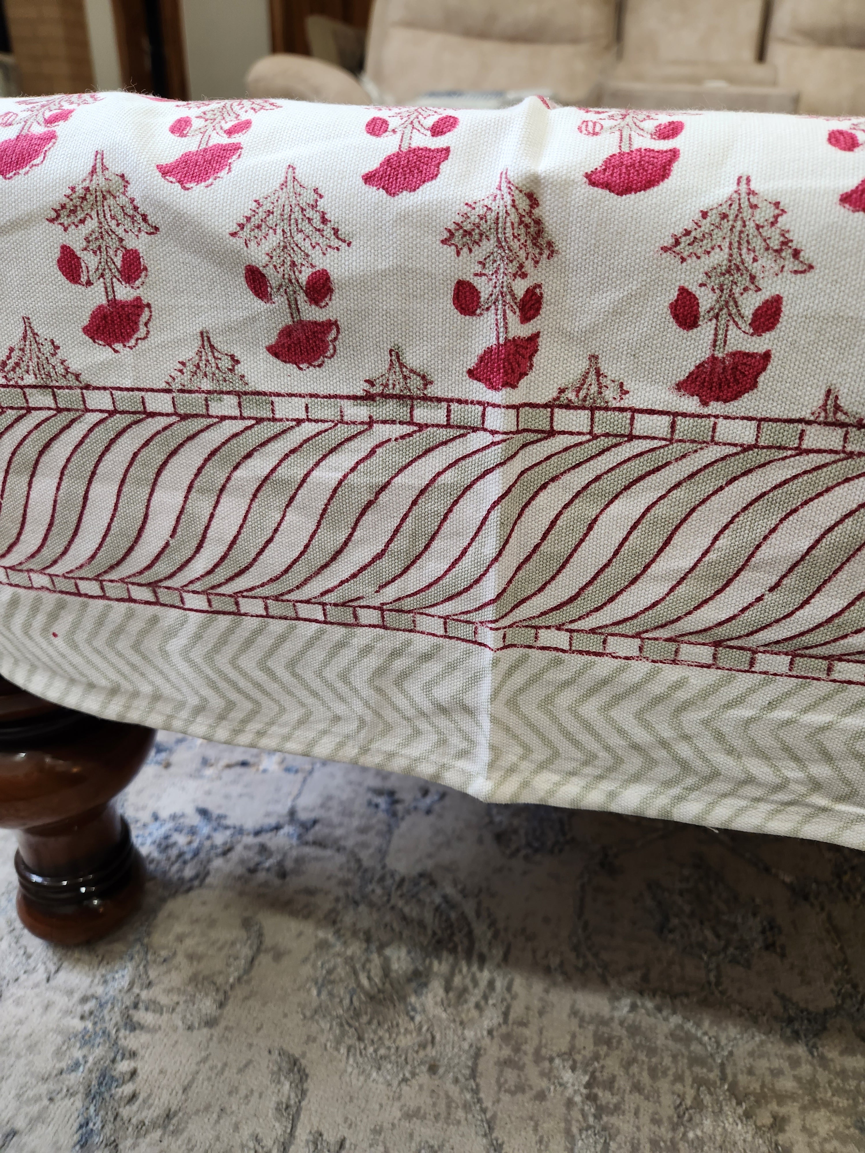 HANDBLOCK TABLE COVER 4 SEATER