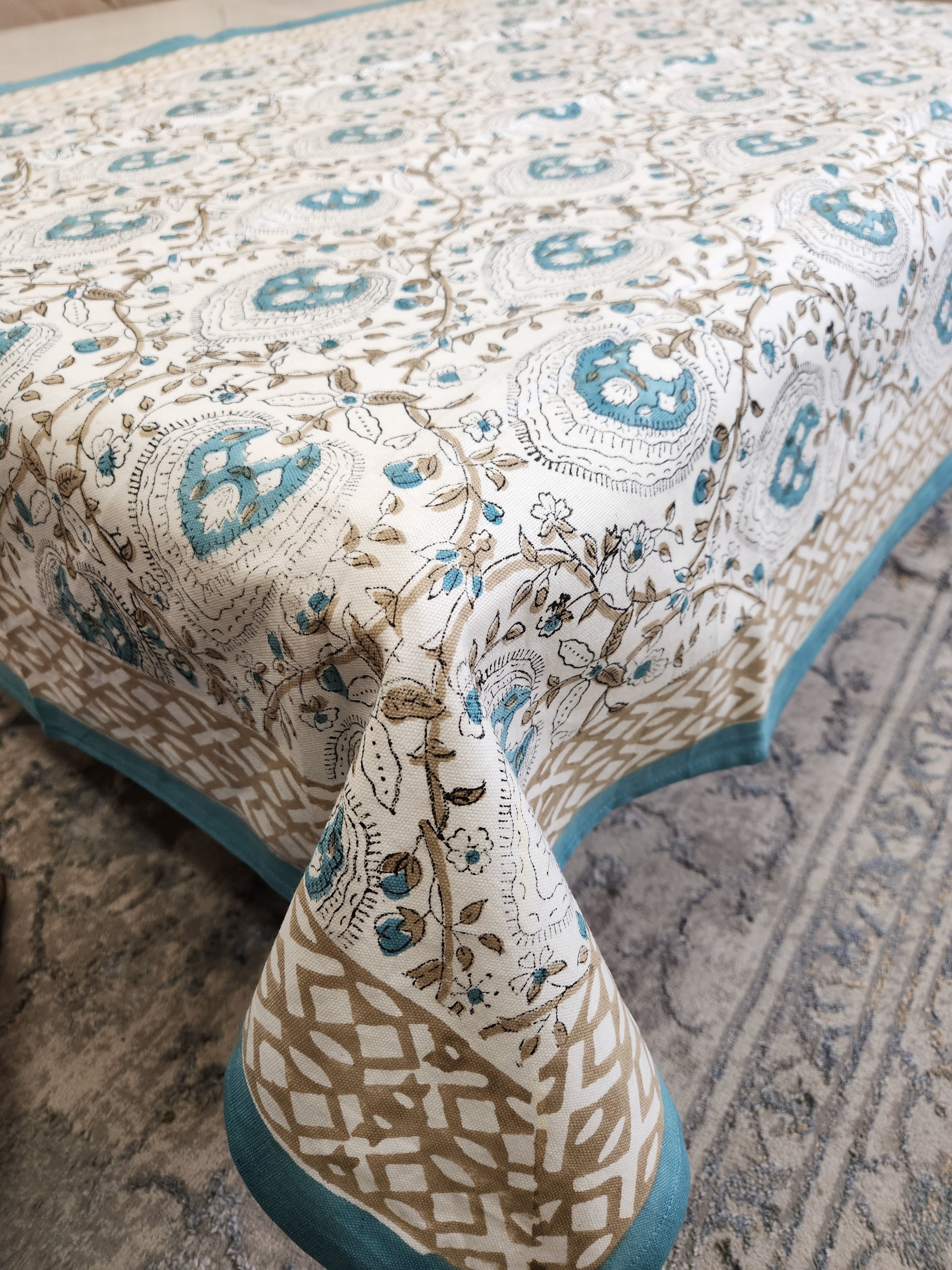 HANDBLOCK TABLE COVER 4 SEATER