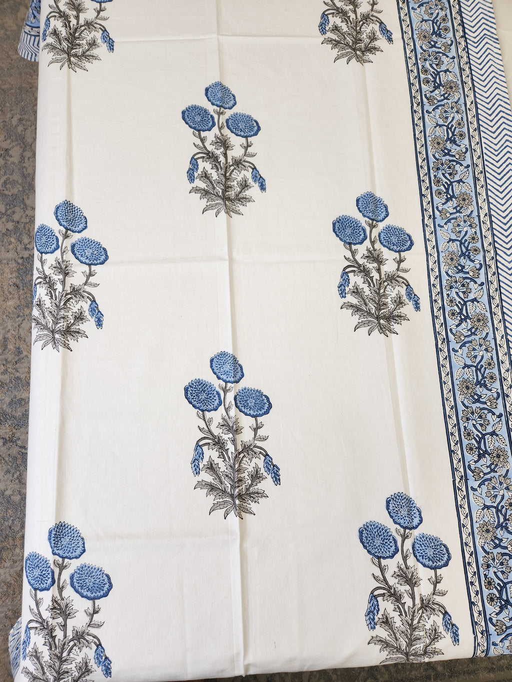 HANDBLOCK TABLE COVER 4 SEATER