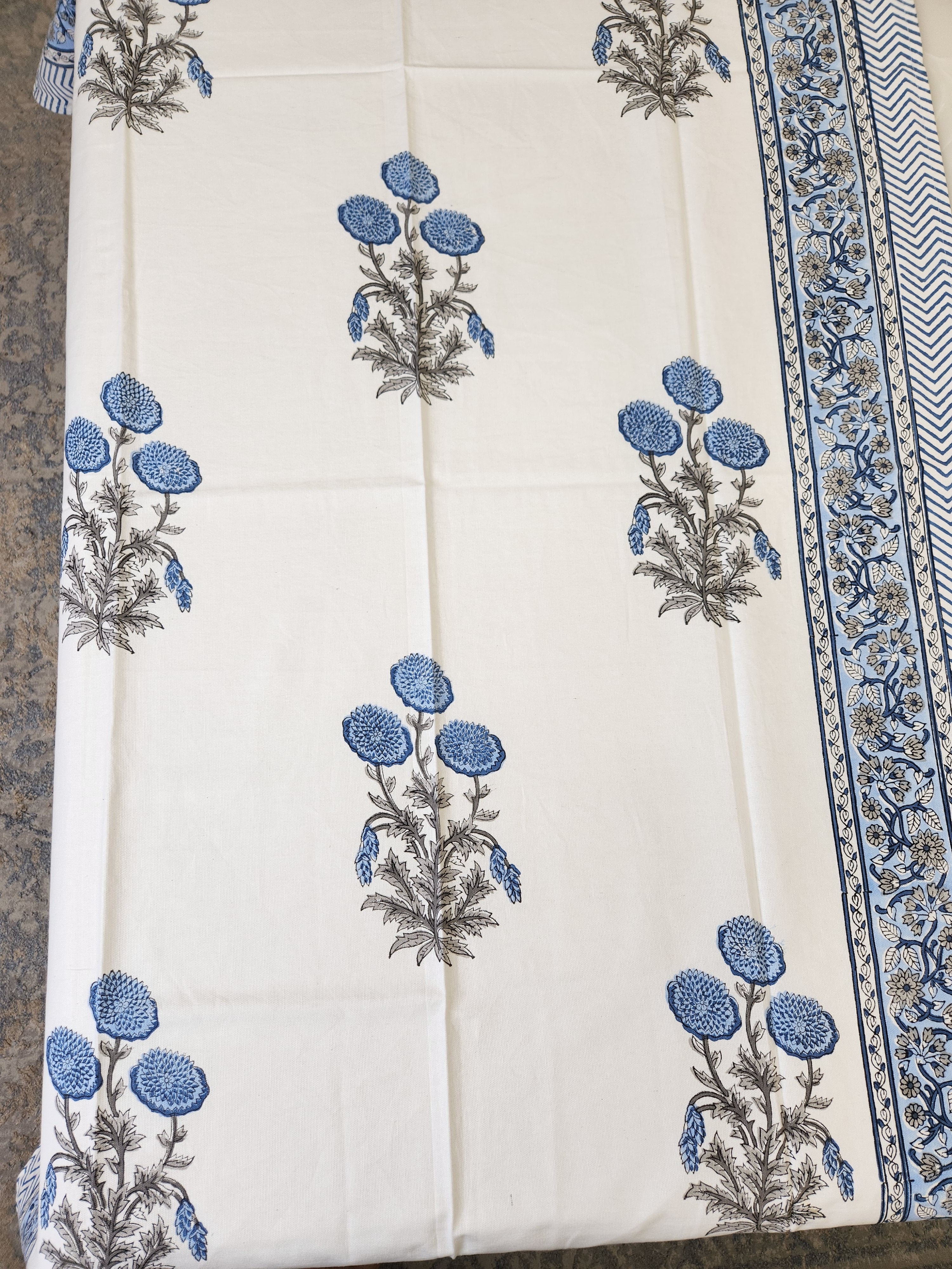 HANDBLOCK TABLE COVER 4 SEATER