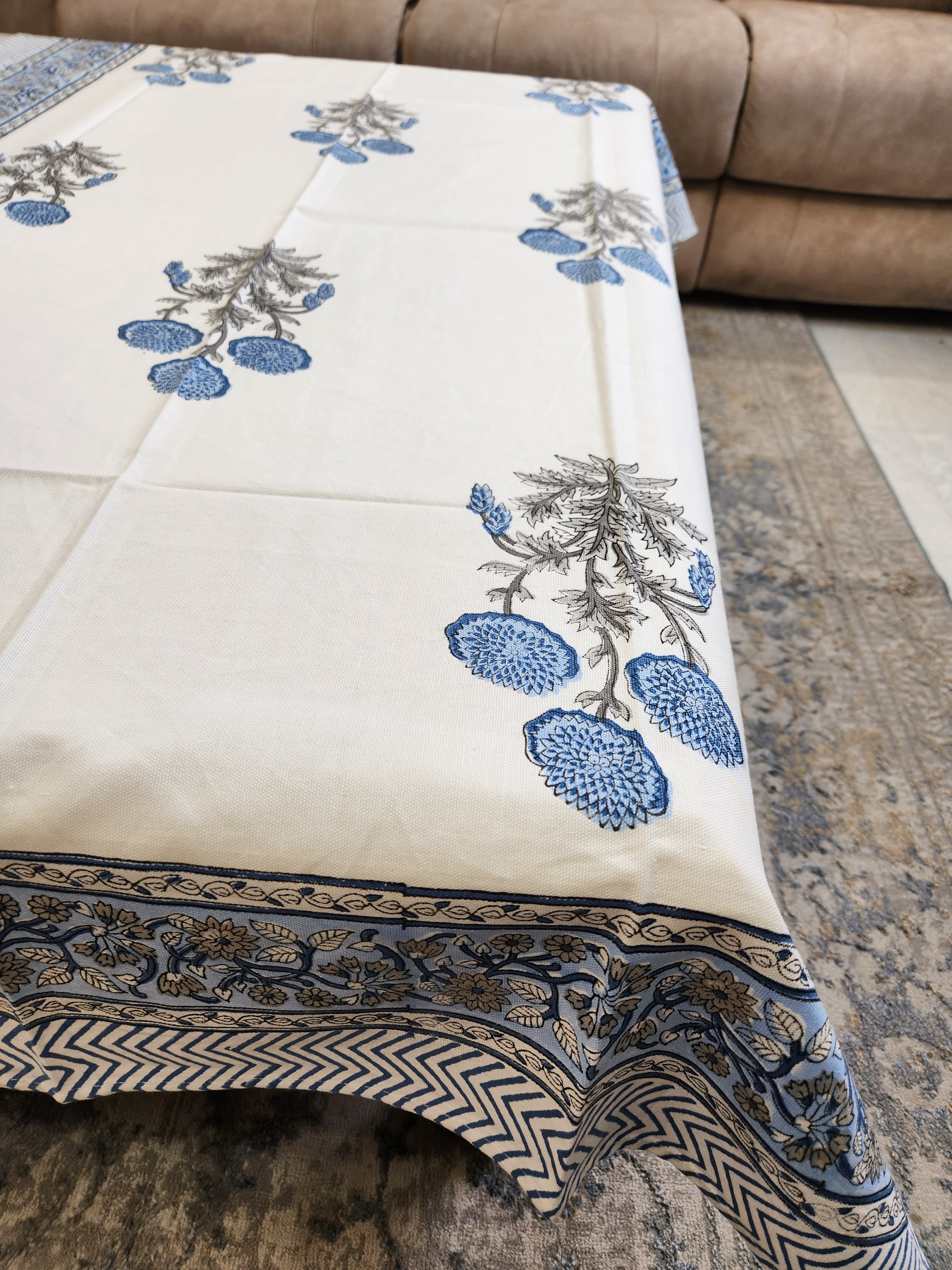 HANDBLOCK TABLE COVER 4 SEATER