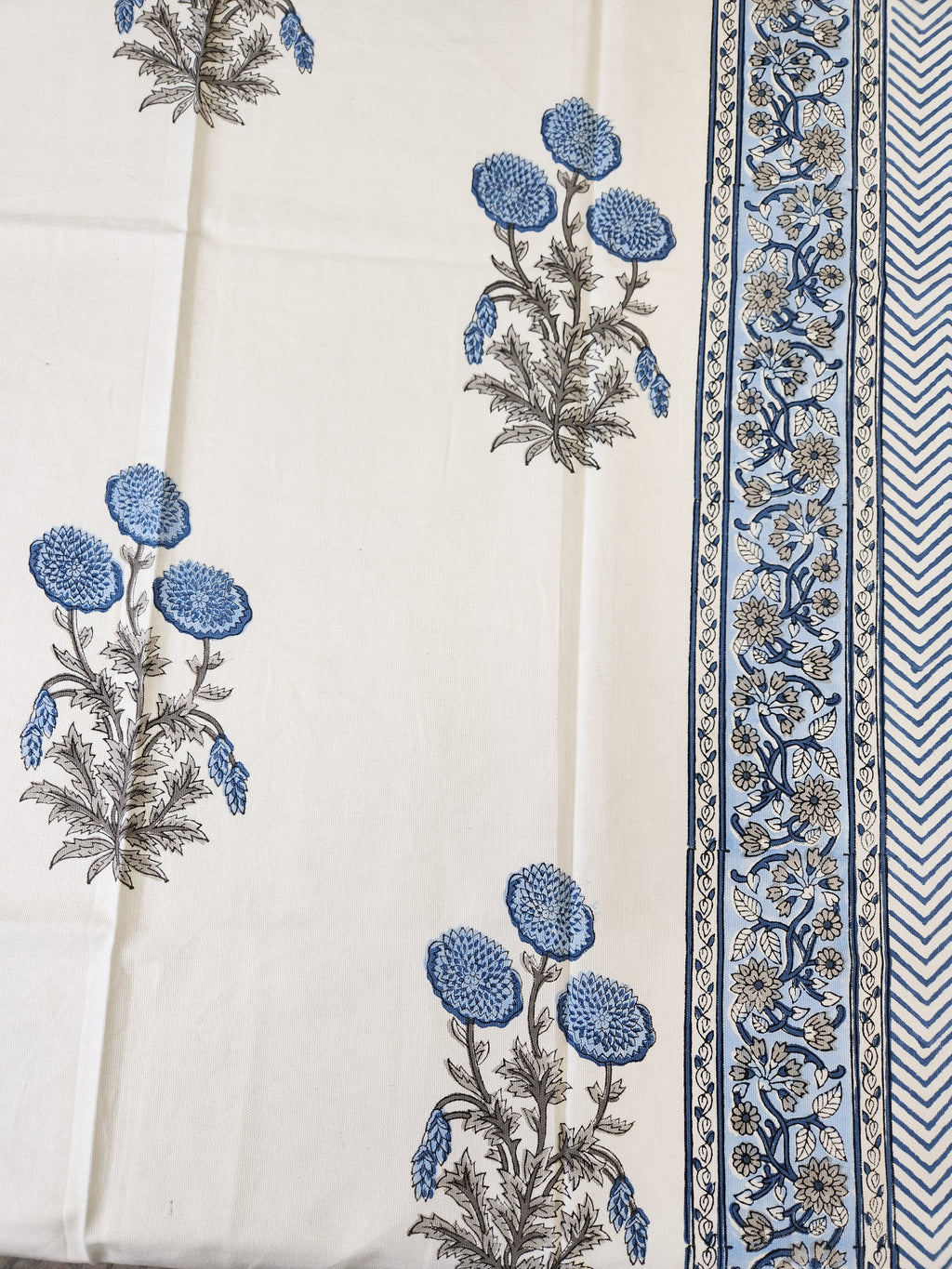 HANDBLOCK TABLE COVER 4 SEATER