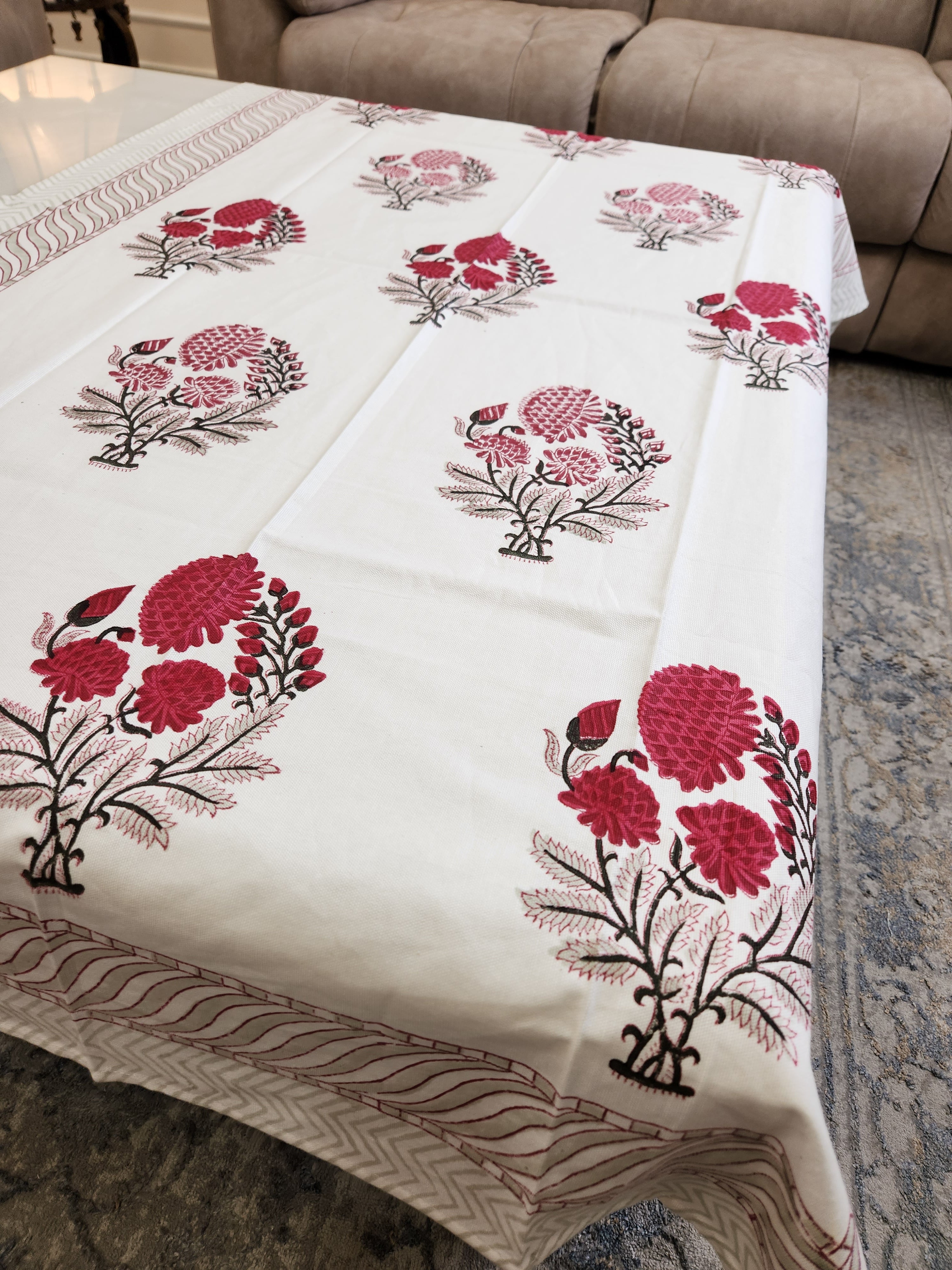 HANDBLOCK TABLE COVER 4 SEATER
