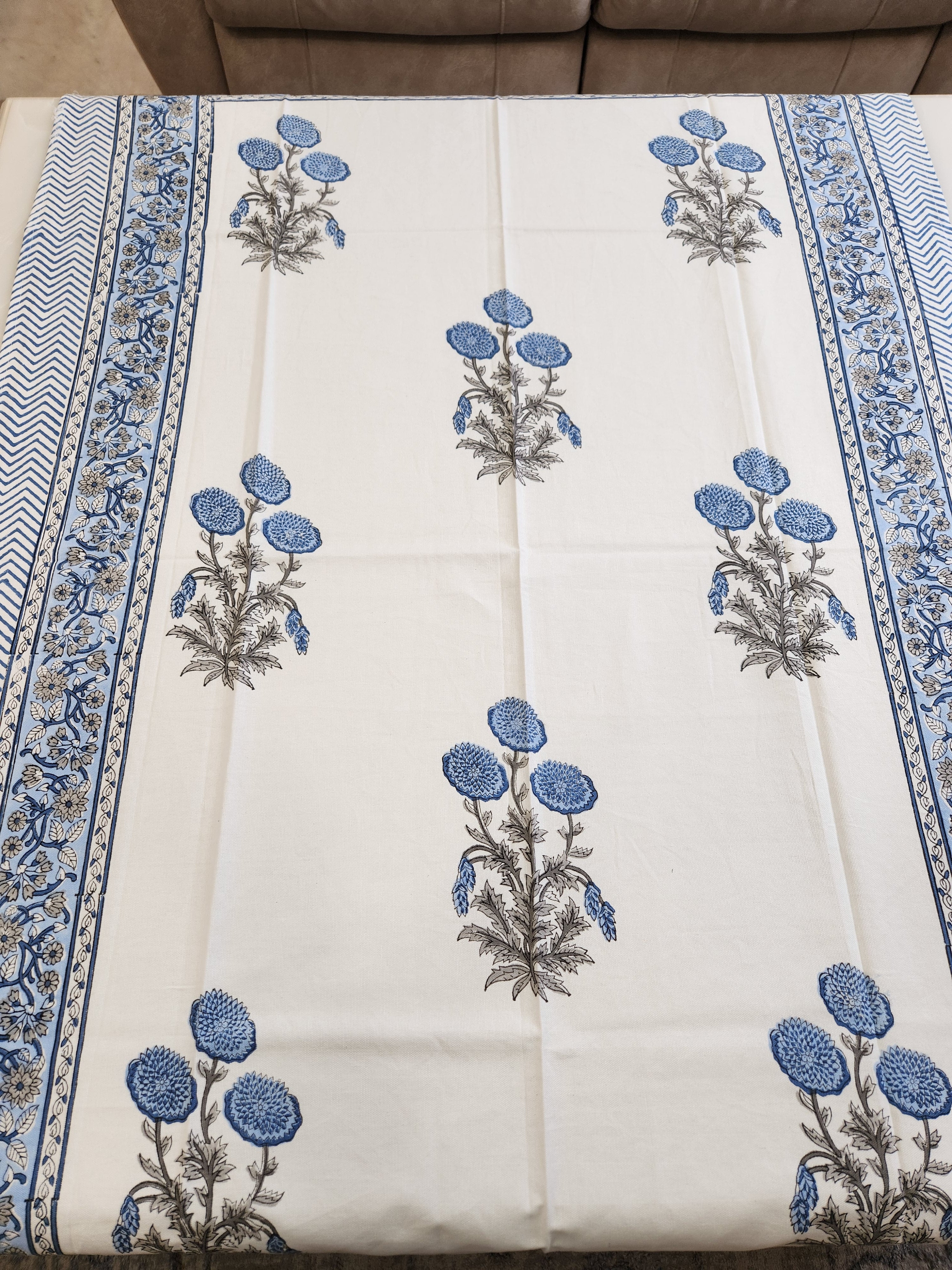 HANDBLOCK TABLE COVER 4 SEATER