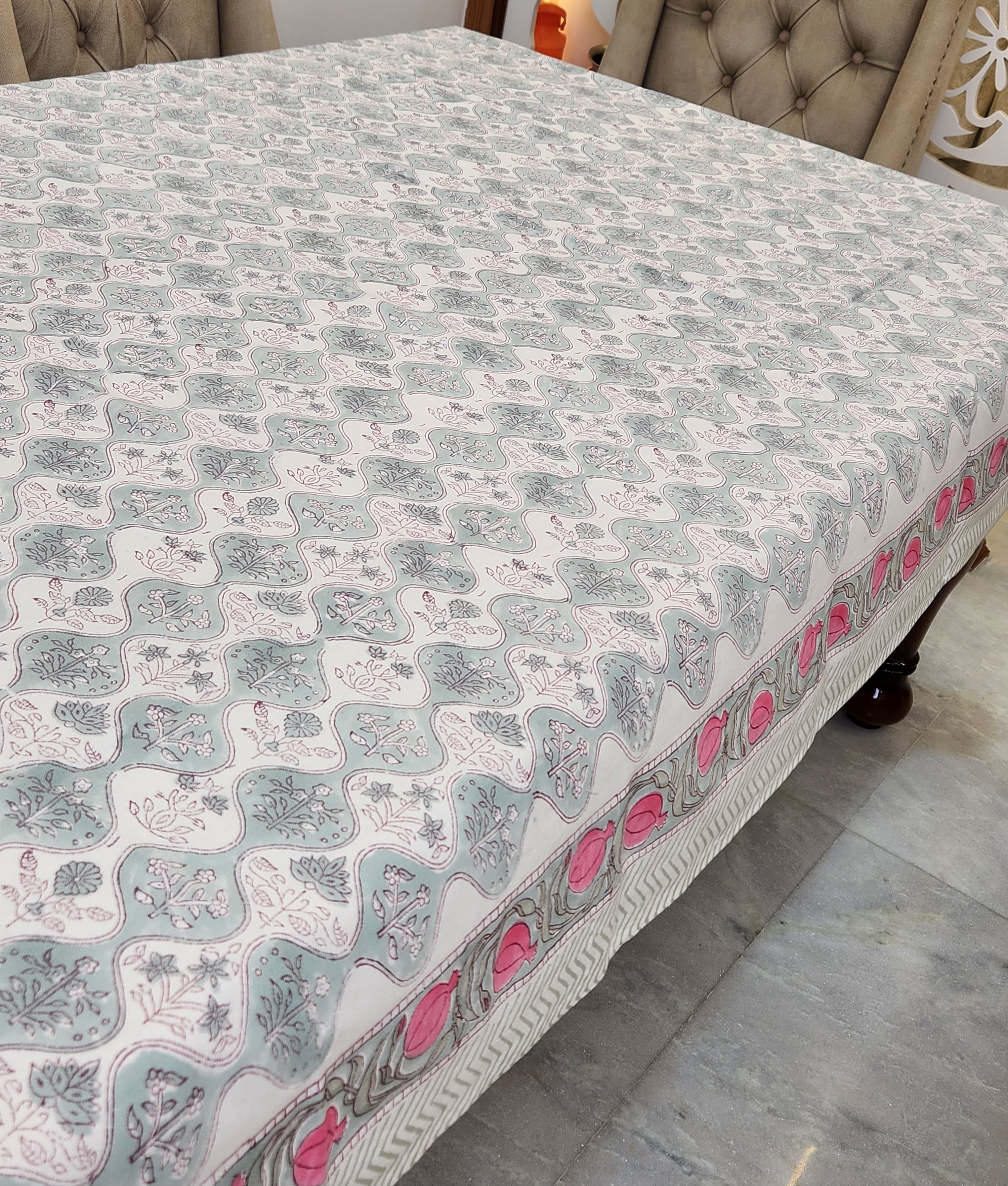 HANDBLOCK TABLE COVER 8 SEATER