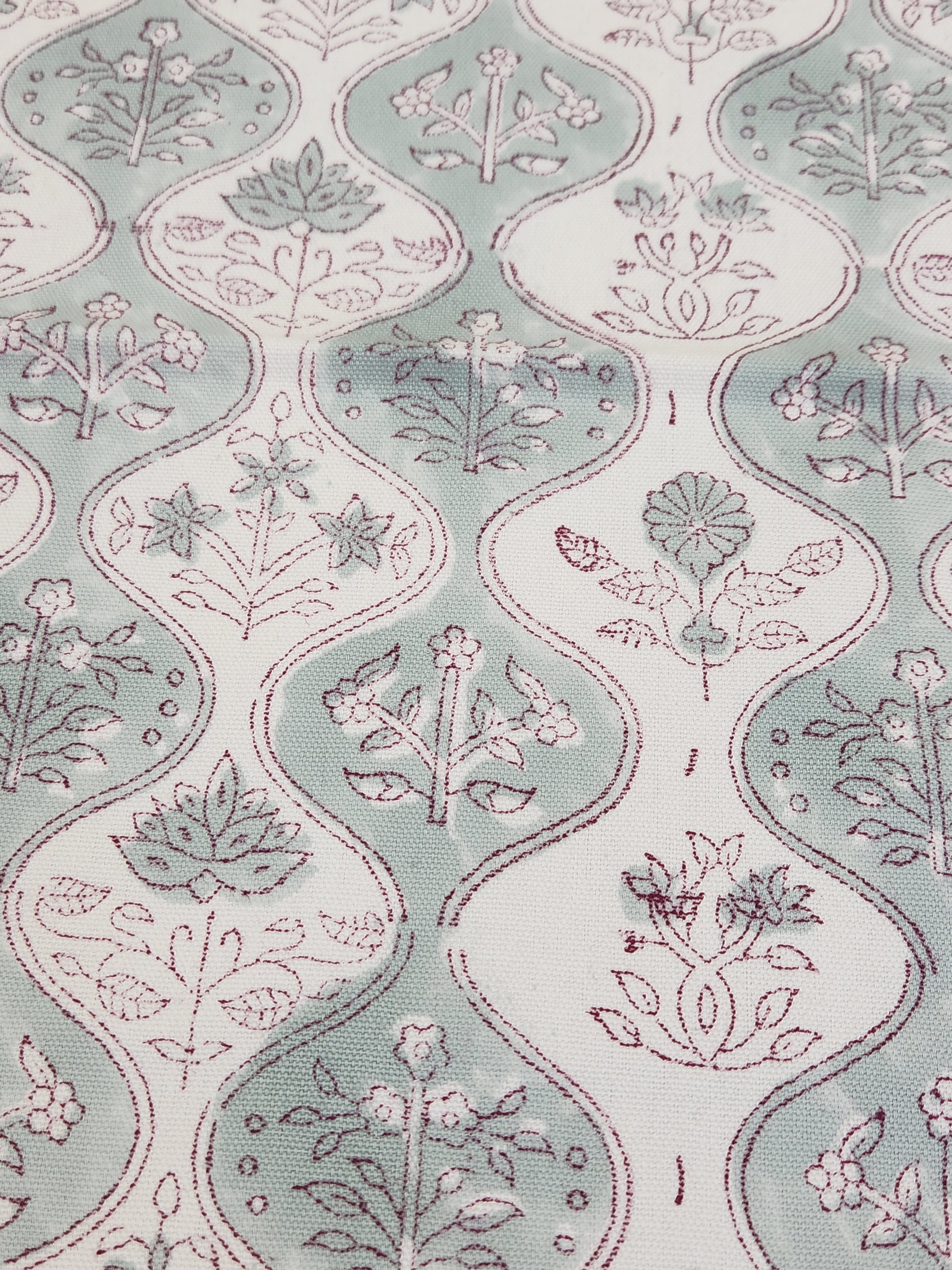 HANDBLOCK TABLE COVER 8 SEATER