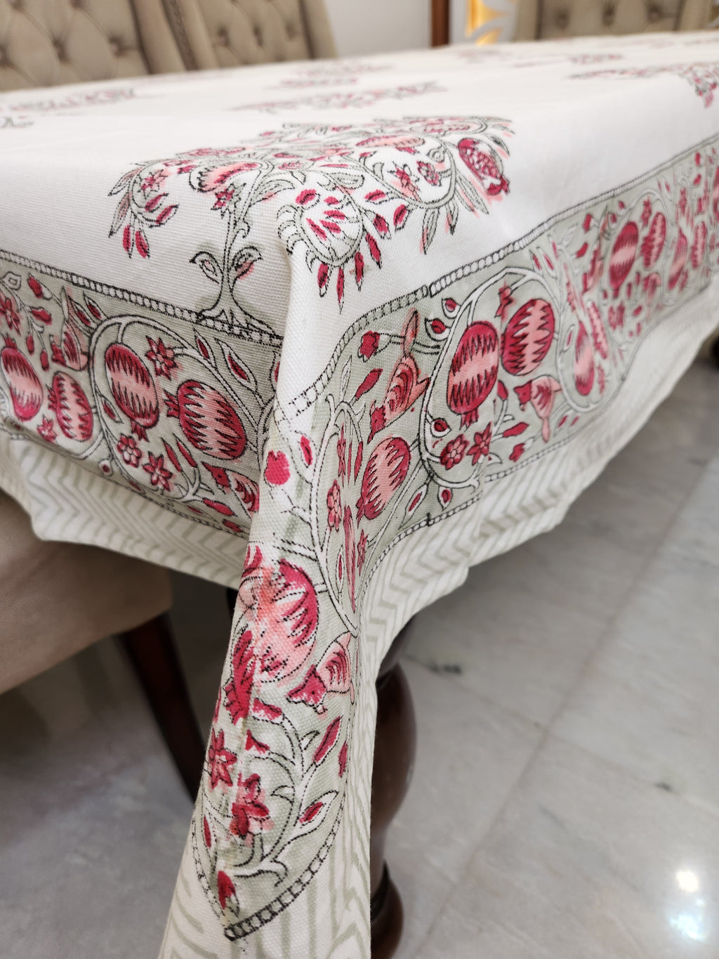 HANDBLOCK TABLE COVER 8 SEATER