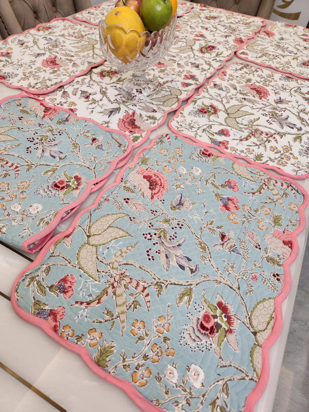 REVERSIBLE QUILTED TABLE RUNNER AND MATS