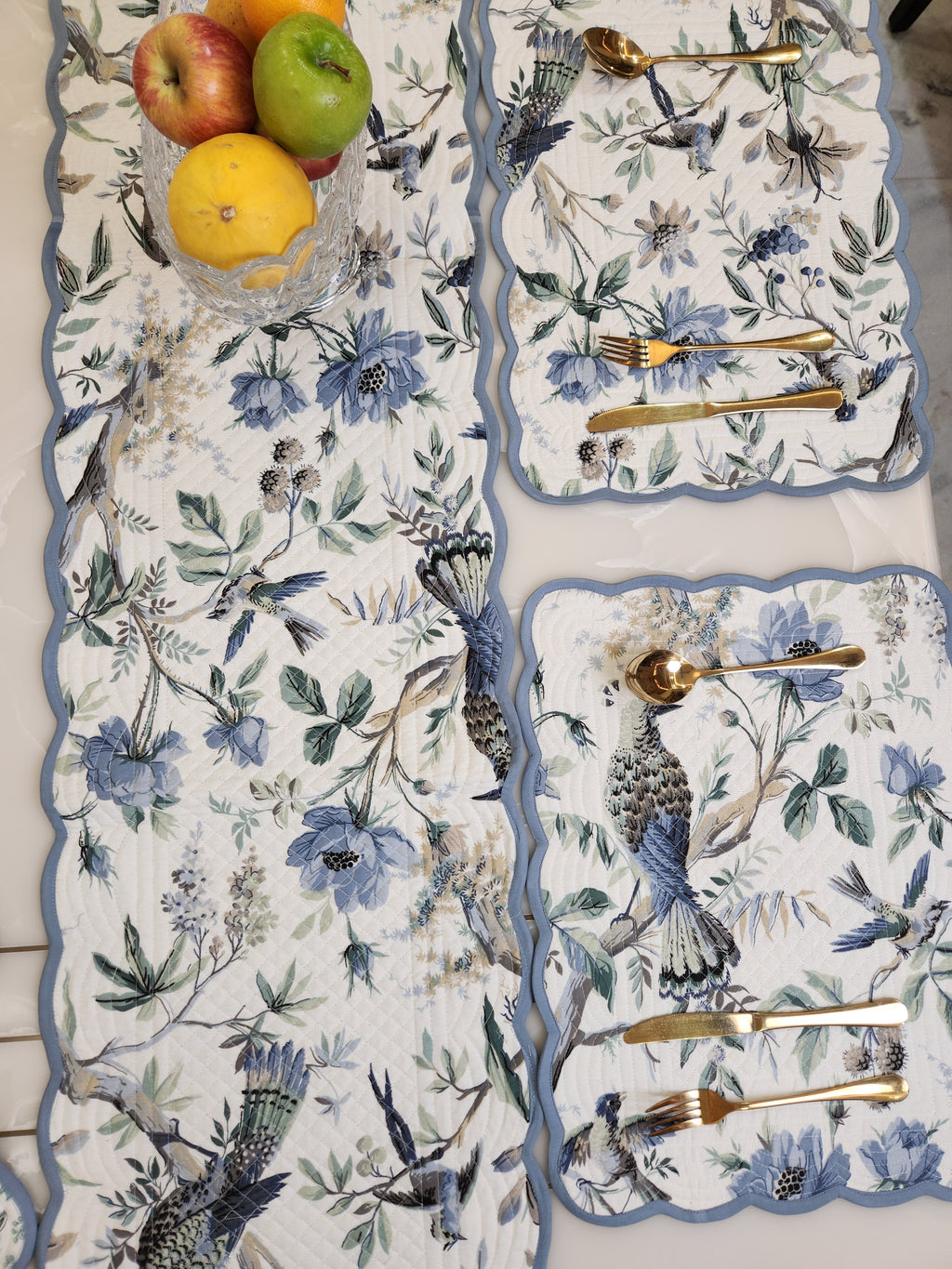 REVERSIBLE QUILTED TABLE RUNNER AND MATS