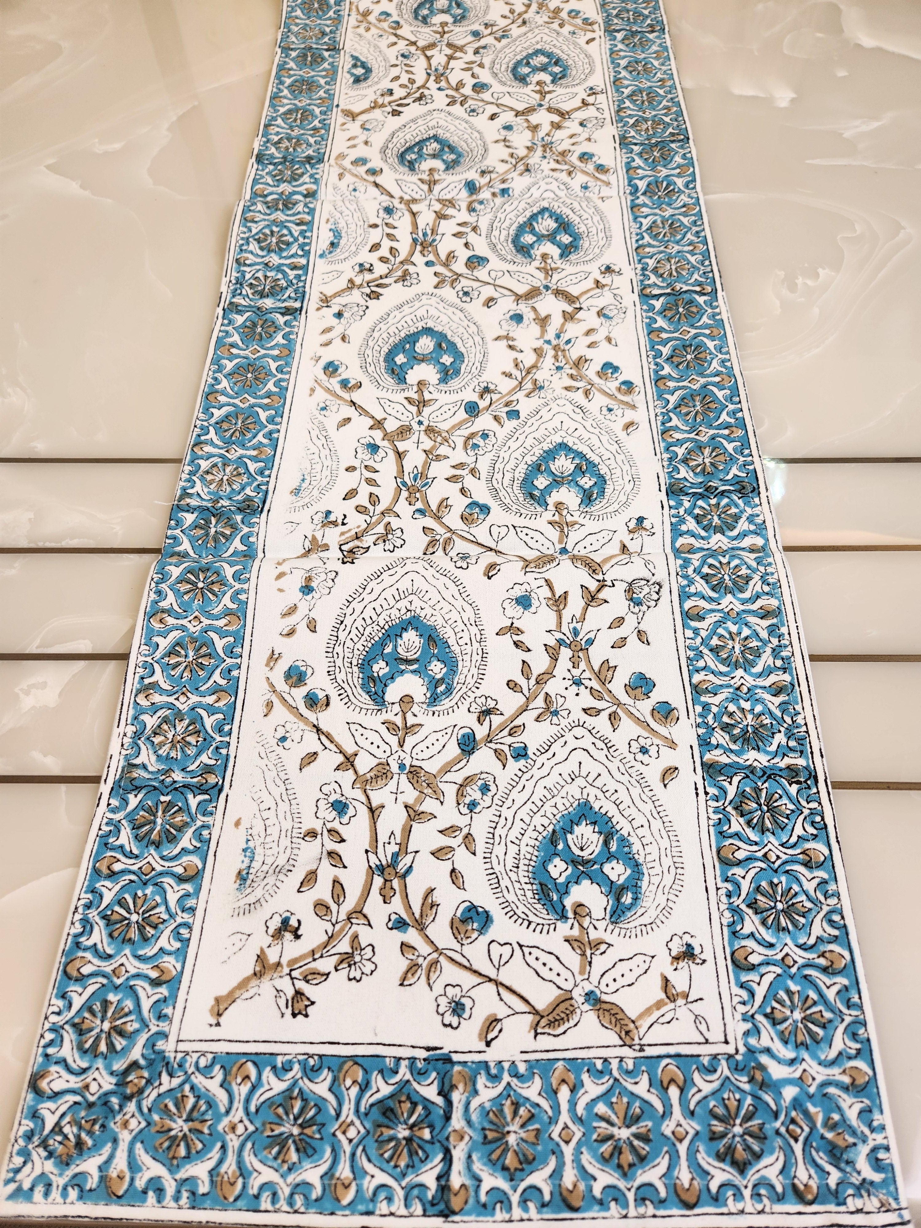 HANDBLOCK PRINTED TABLE RUNNER