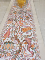 TABLE RUNNER
