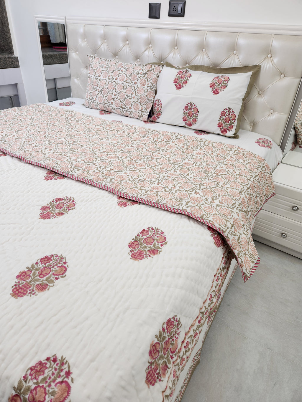 HANDBLOCKED DOUBLE BED QUILT