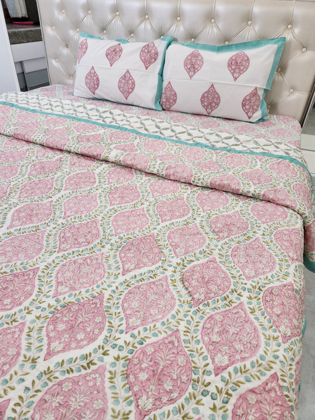 HANDBLOCKED DOUBLE BED QUILT