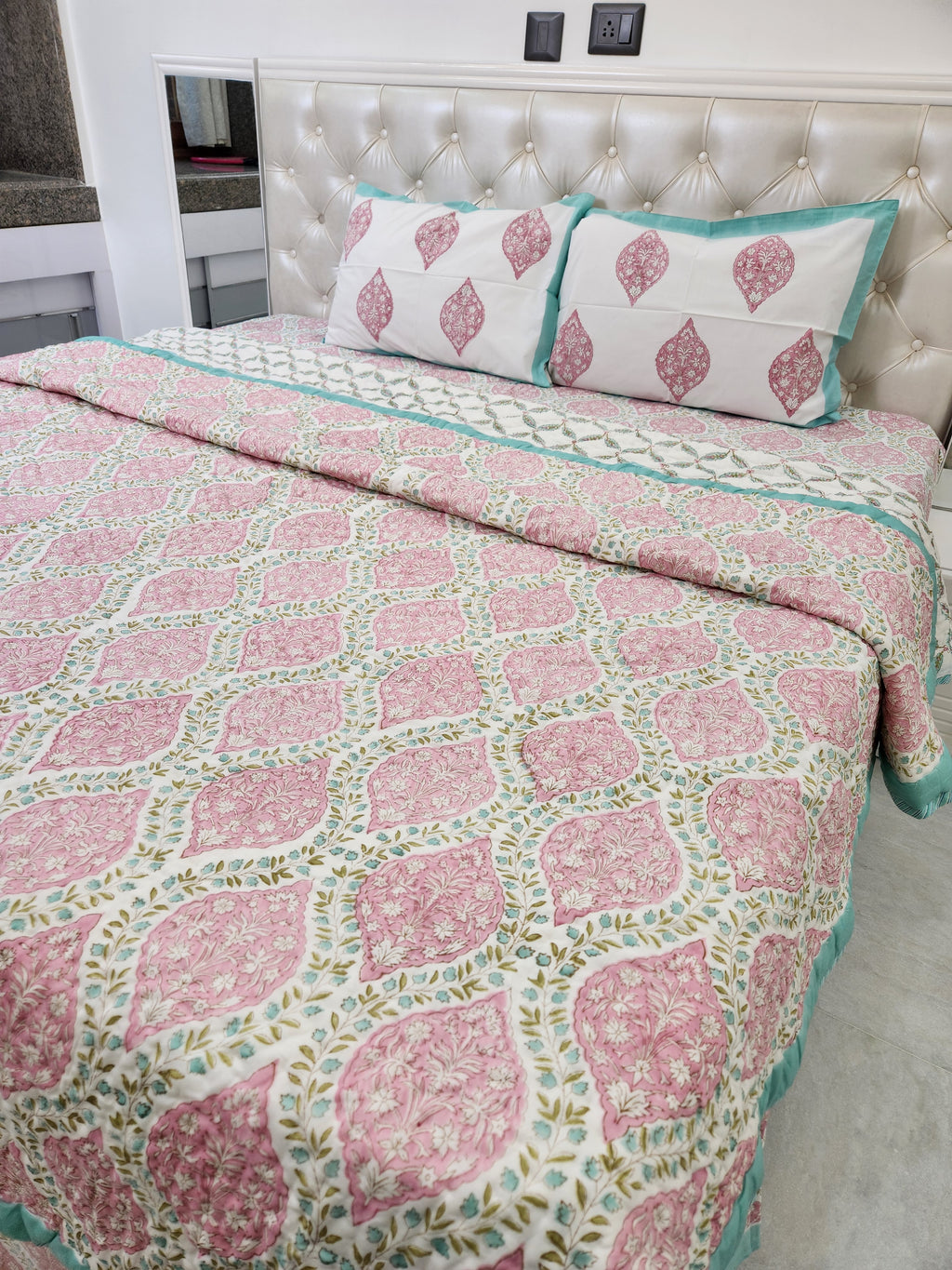 HANDBLOCKED DOUBLE BED QUILT