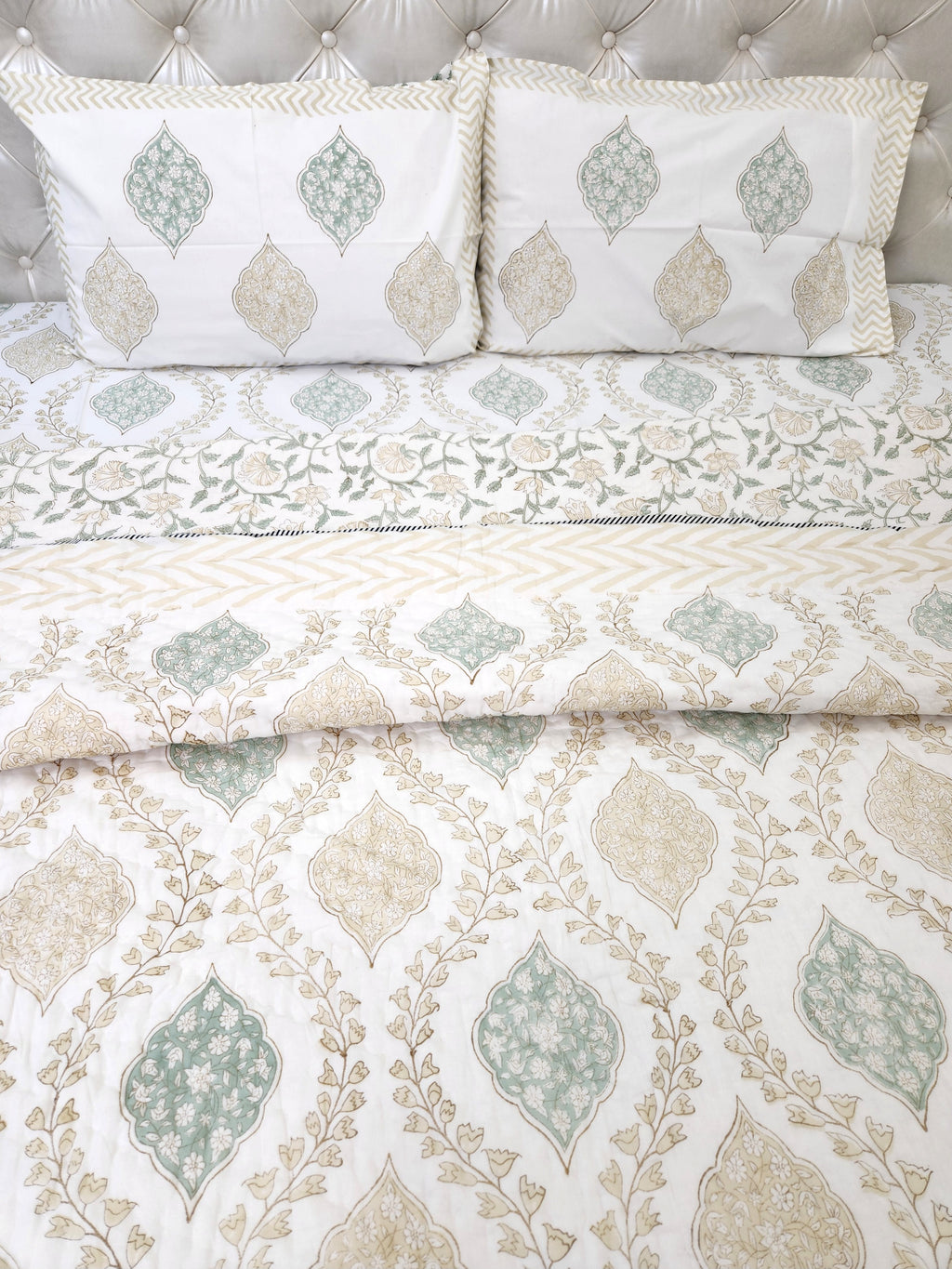 HANDBLOCKED DOUBLE BED QUILT