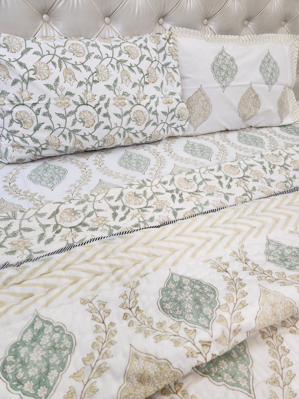 HANDBLOCKED DOUBLE BED QUILT