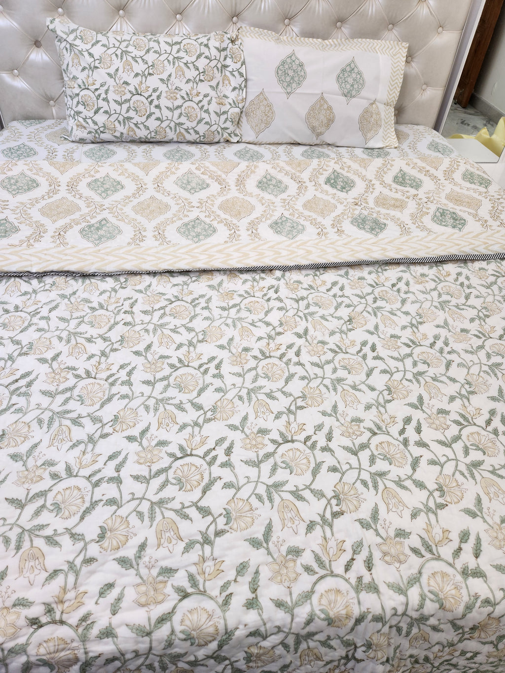 HANDBLOCKED DOUBLE BED QUILT
