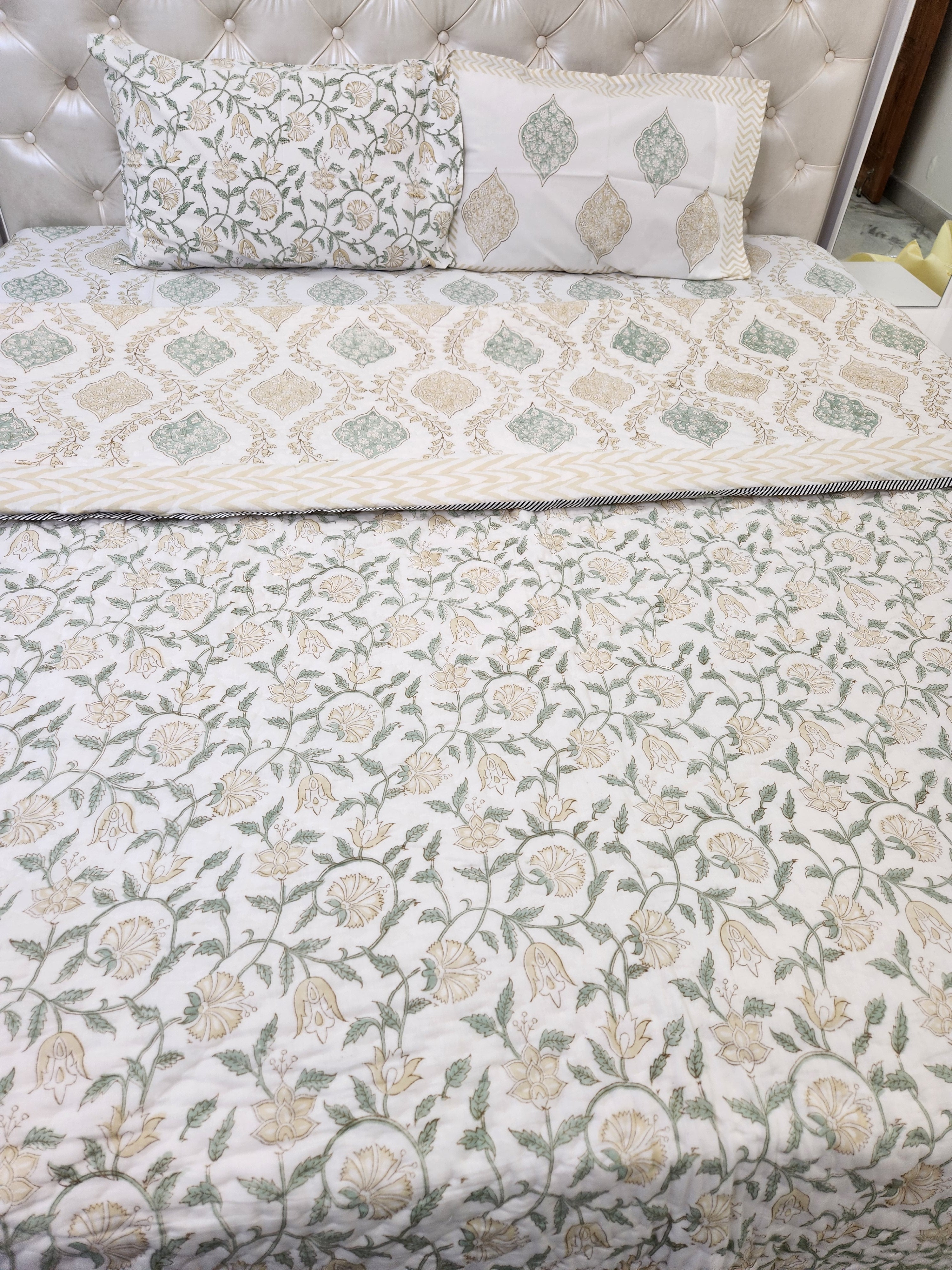 HANDBLOCKED DOUBLE BED QUILT