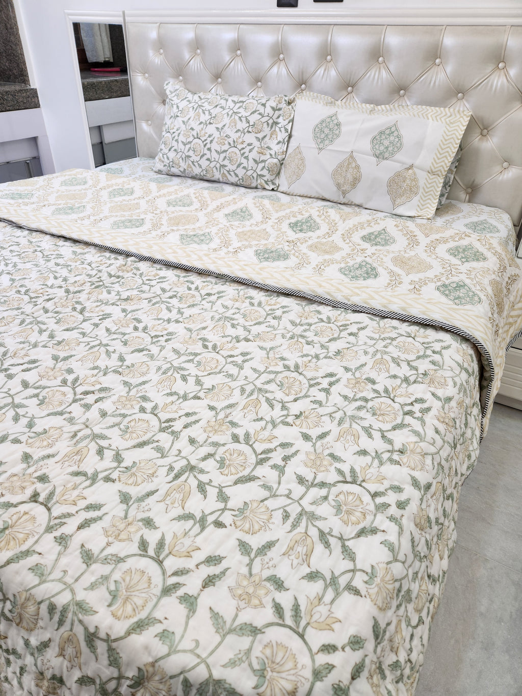 HANDBLOCKED DOUBLE BED QUILT