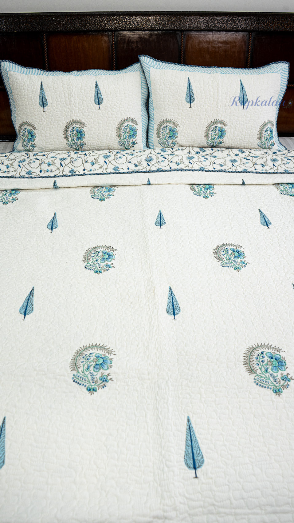 Abstract Neel Hand Block Printed Cotton Reversible Quilted Bed Cover