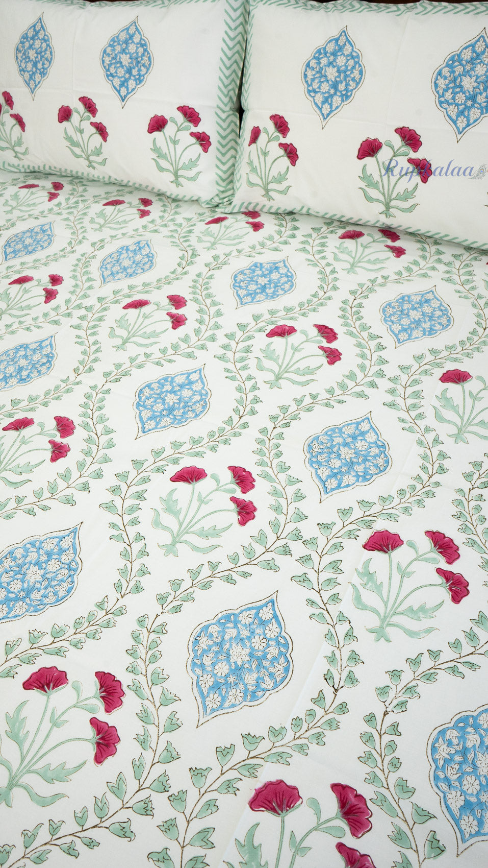 Sadabahaar Hand Block Printed Cotton Bedsheet with Two Pillow Covers