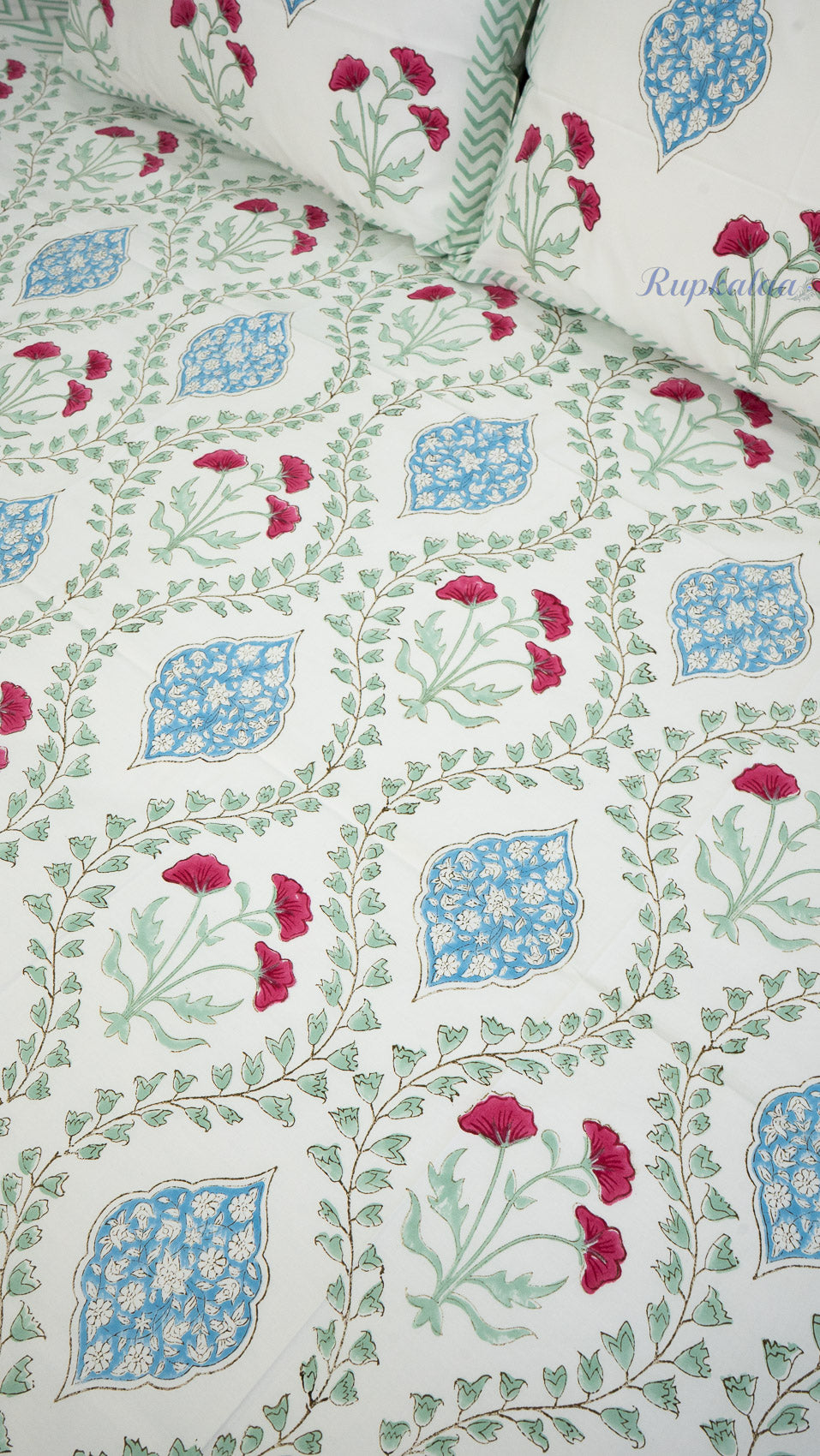 Sadabahaar Hand Block Printed Cotton Bedsheet with Two Pillow Covers