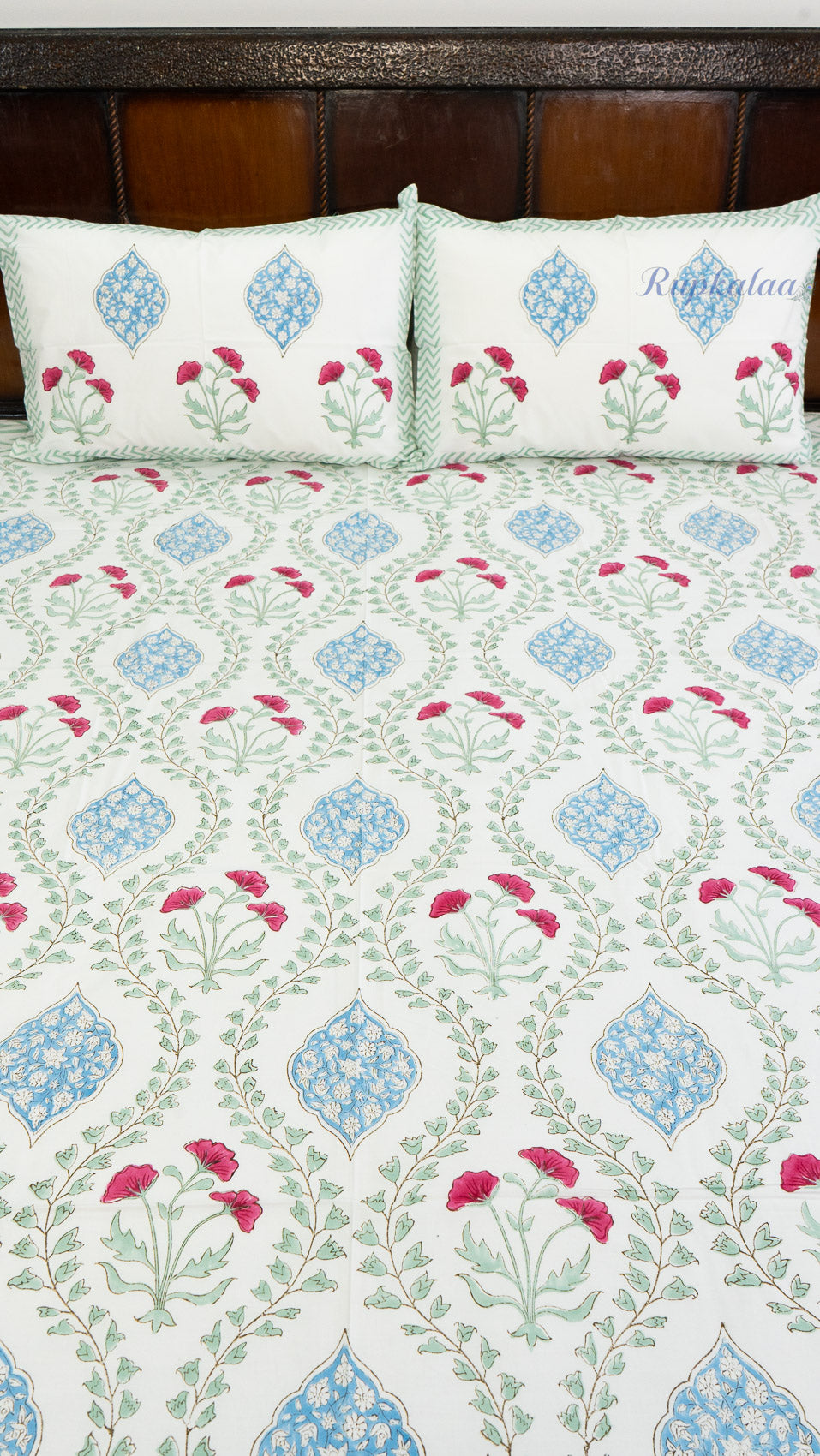 Sadabahaar Hand Block Printed Cotton Bedsheet with Two Pillow Covers
