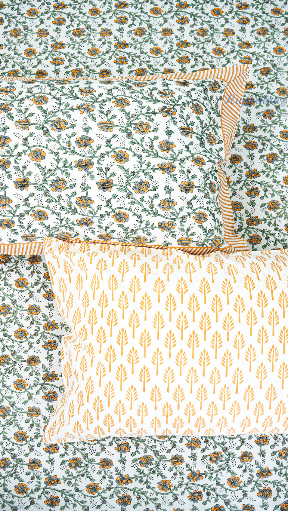 Floral Web Handblock Printed Bedsheet with Two Pillow Covers