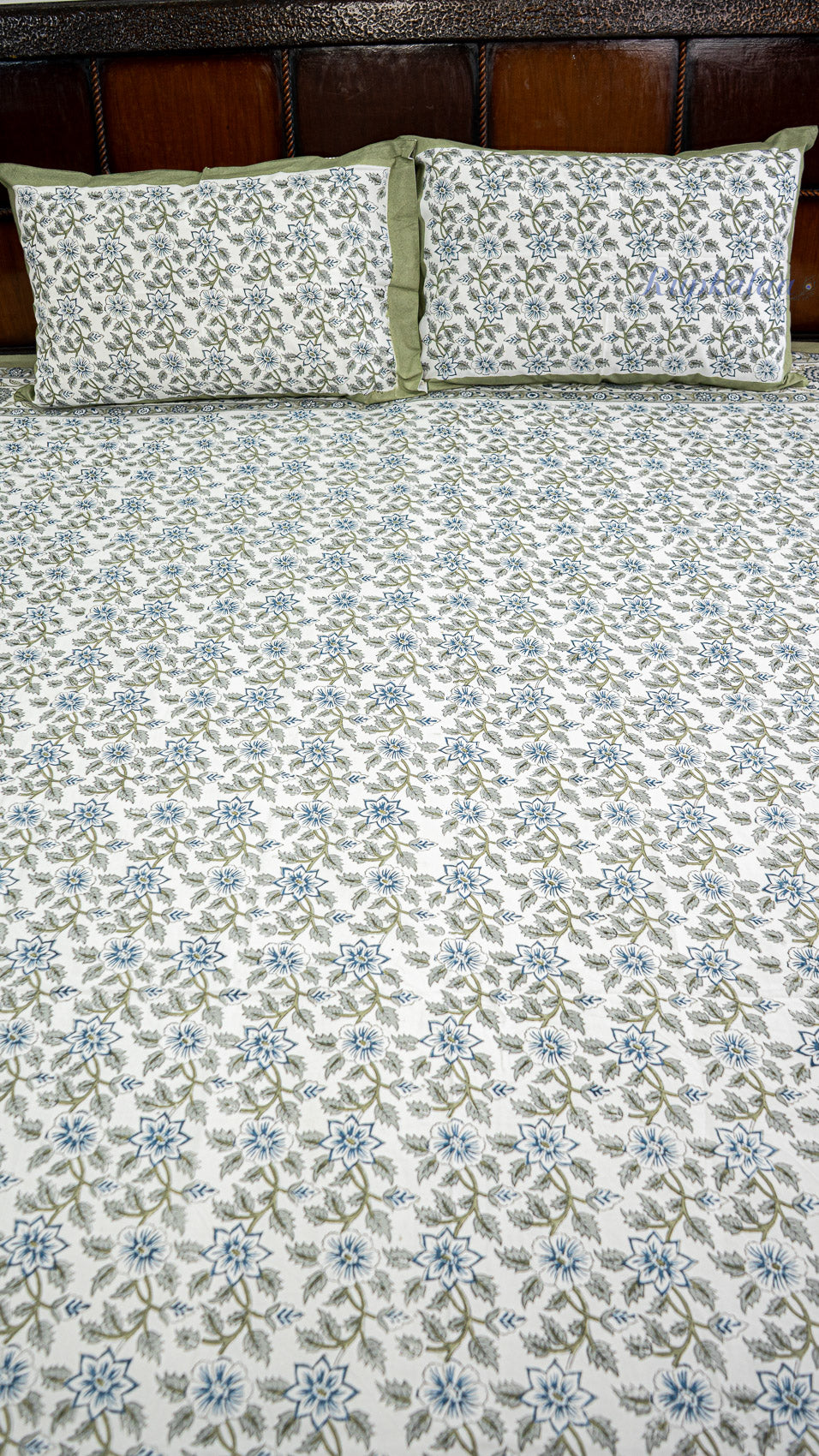Vintage Floral Jaipuri Handblock Printed Bedsheet with Two Pillow Covers