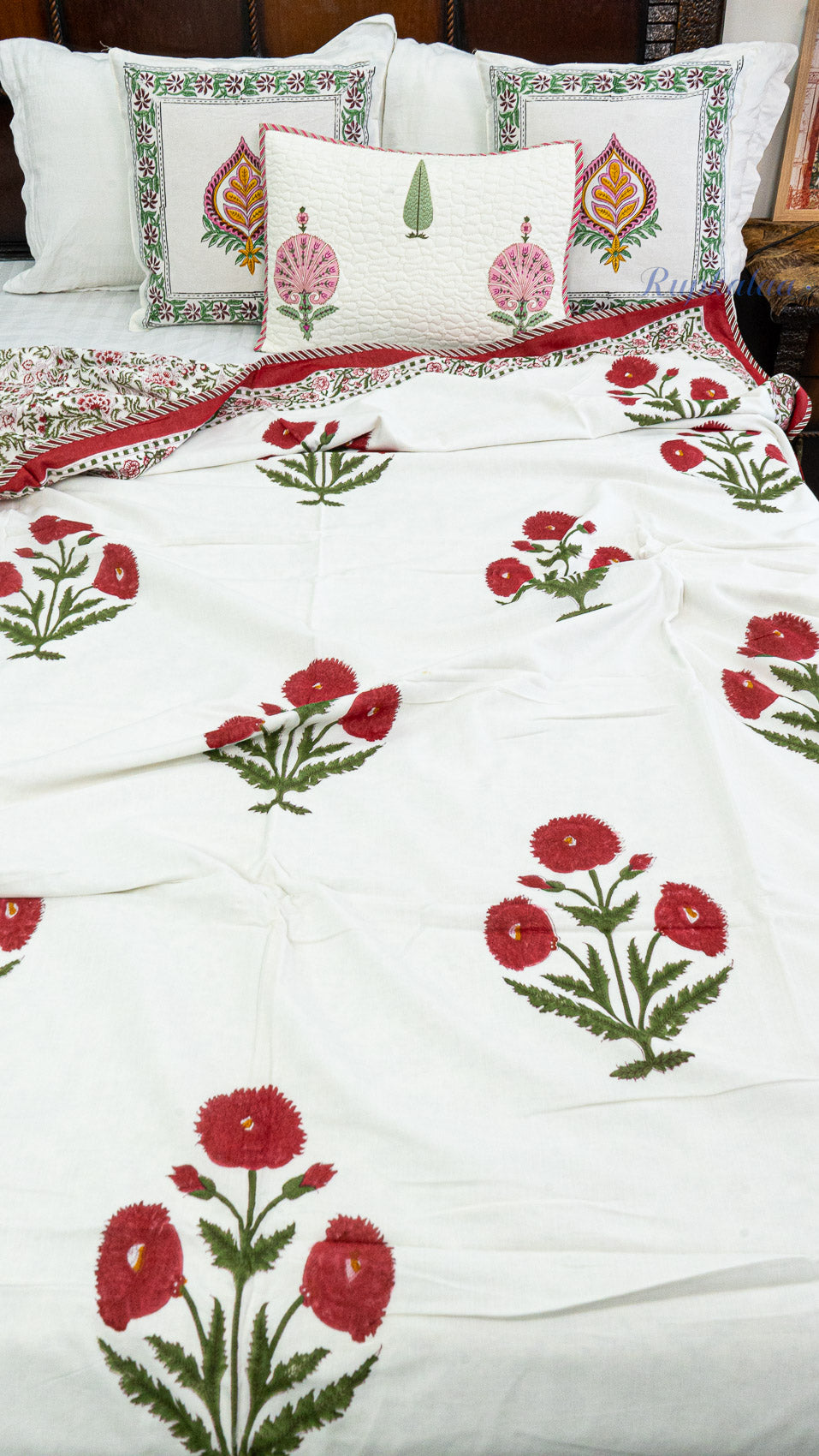 Sindoor Pushp Reversible Single Bed Mulmul Dohar