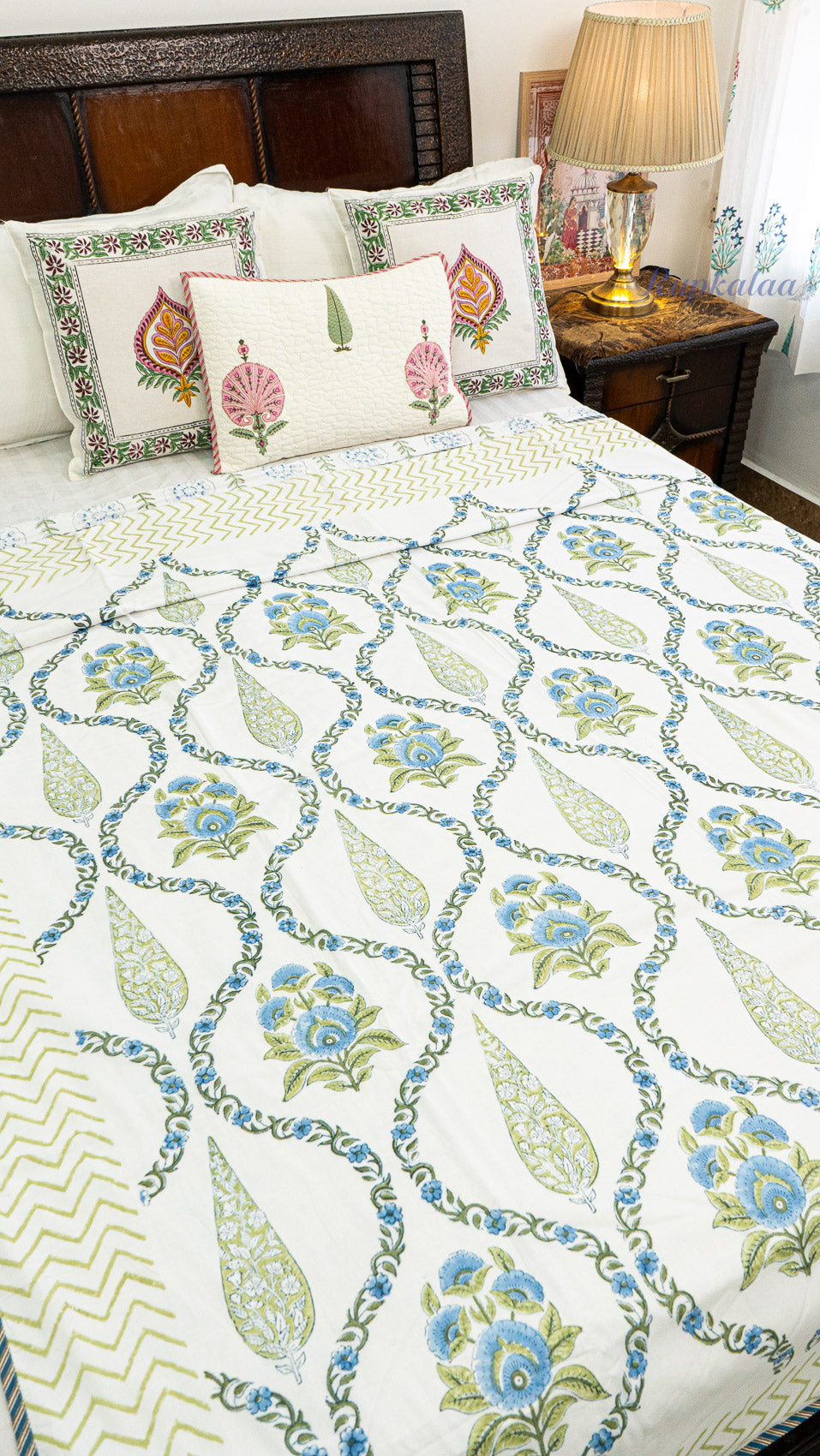 Neel Gul Reversible Single Bed Mulmul Dohar