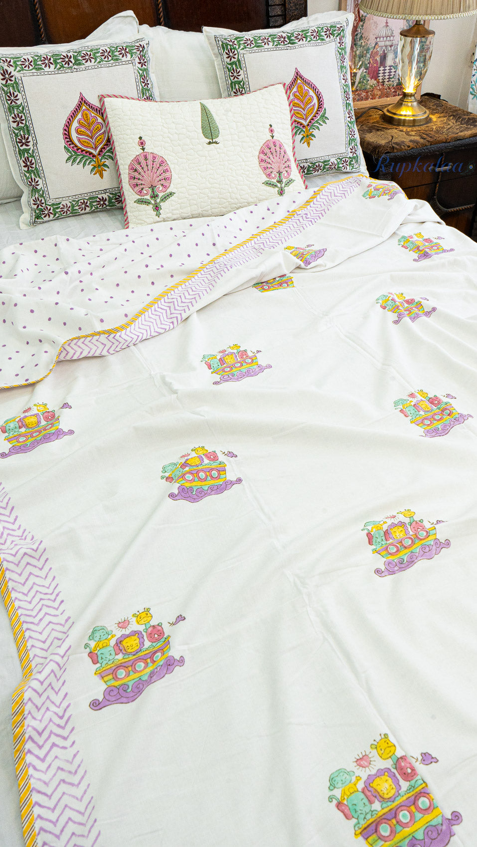 Happy Days Reversible Single Bed Mulmul Dohar