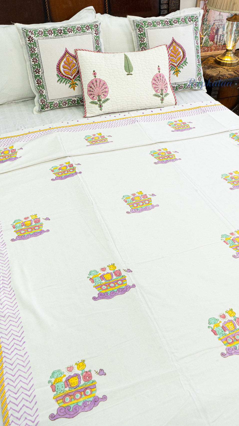 Happy Days Reversible Single Bed Mulmul Dohar