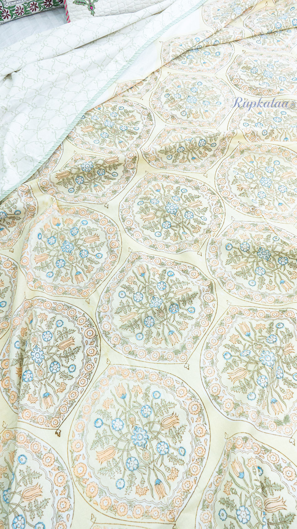 Pushp Rekha Reversible Single Bed Mulmul Dohar