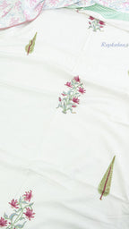 Layered Blooms Reversible Single Bed Mulmul Dohar