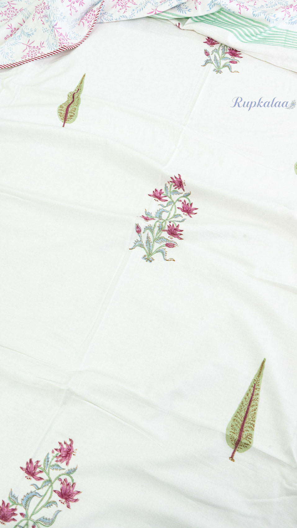 Layered Blooms Reversible Single Bed Mulmul Dohar