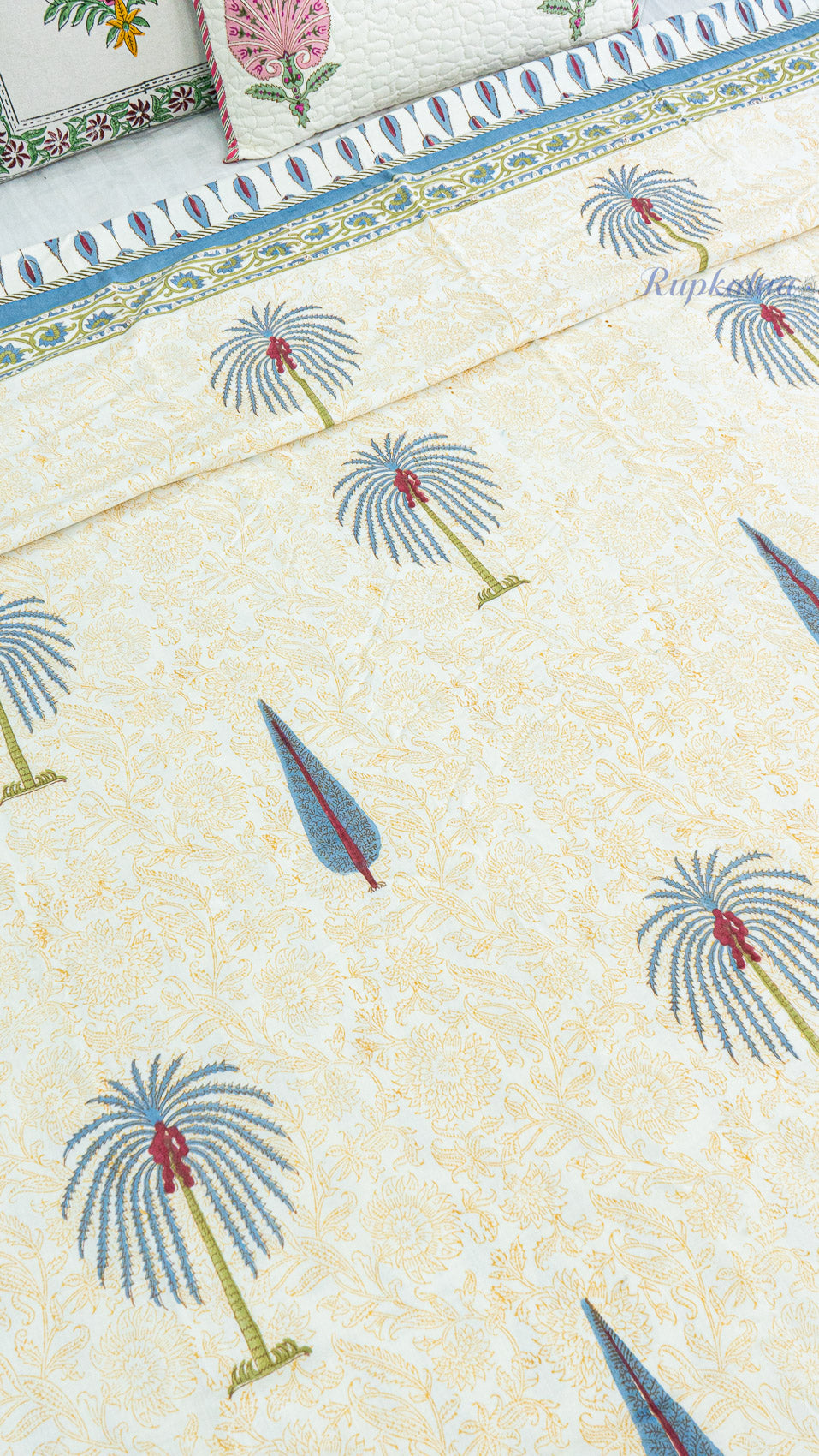 Royal Web Reversible Double Bed Mulmul Dohar