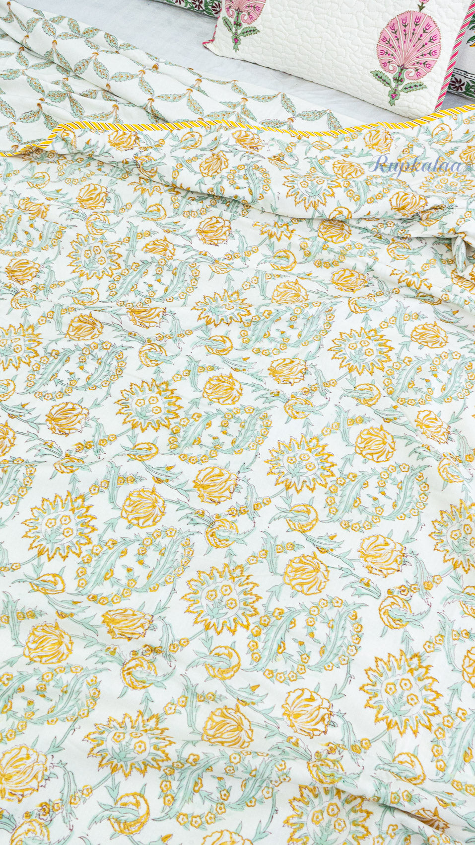 Bahaar Bagh Reversible Double Bed Mulmul Dohar