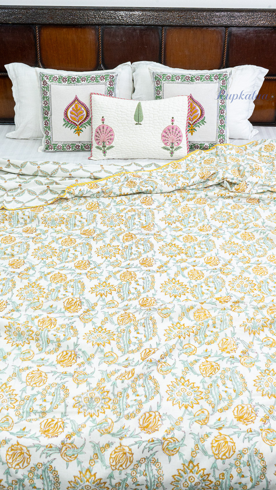 Bahaar Bagh Reversible Double Bed Mulmul Dohar