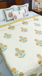 Golden Drift Reversible Double Bed Mulmul Dohar (Cream Base)