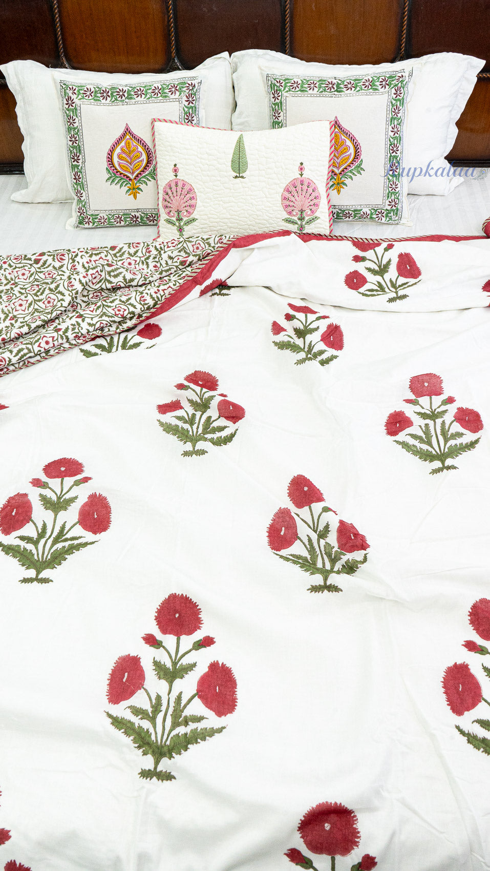 Crimson Calm Reversible Double Bed Mulmul Dohar