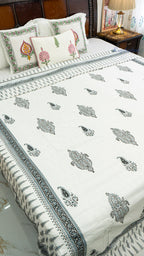 Aakar Reversible Double Bed Mulmul Dohar