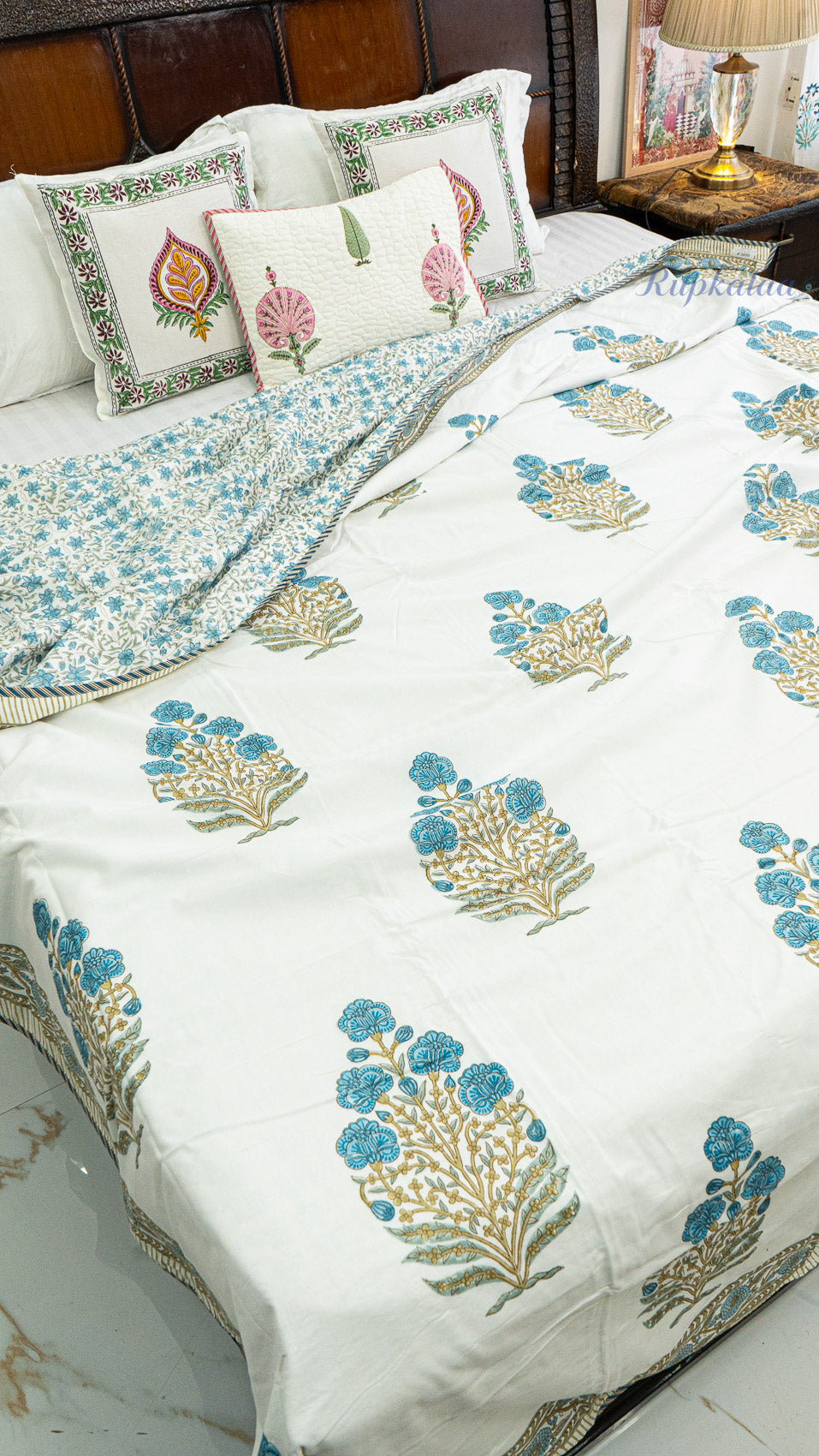 Indigo Whisper Double Bed Mulmul Dohar