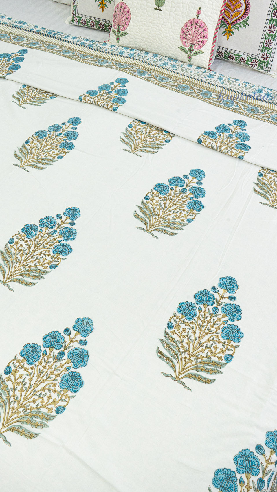 Indigo Whisper Double Bed Mulmul Dohar