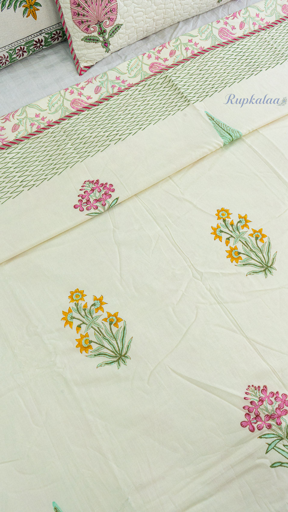 Moonlit Blooms Double Bed Mulmul Dohar (Cream Base)