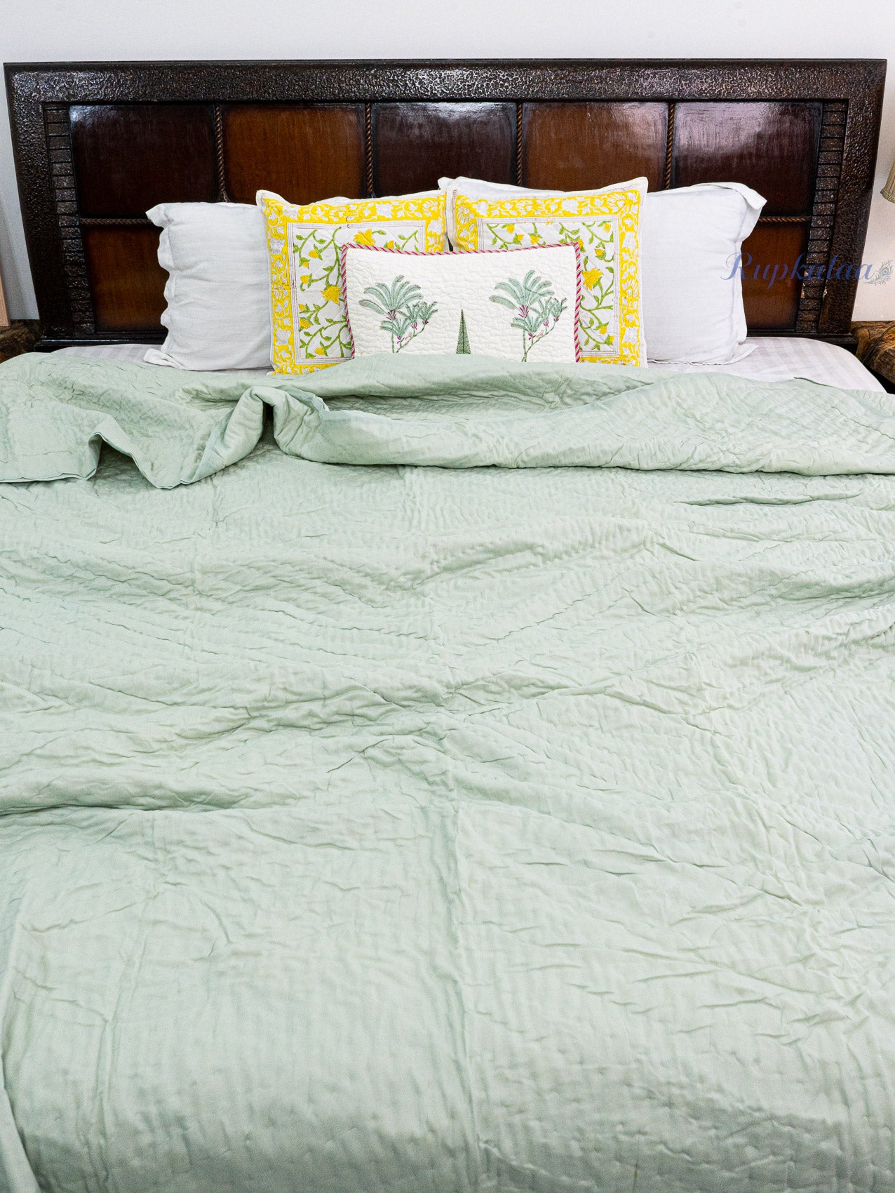 Soft Sage Reversible Mulmul Double Bed Quilt