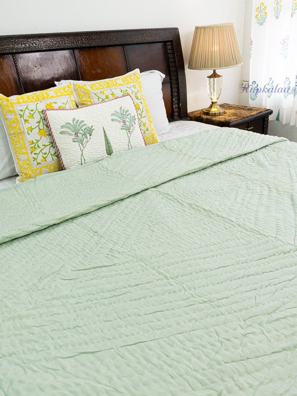 Soft Sage Reversible Mulmul Double Bed Quilt